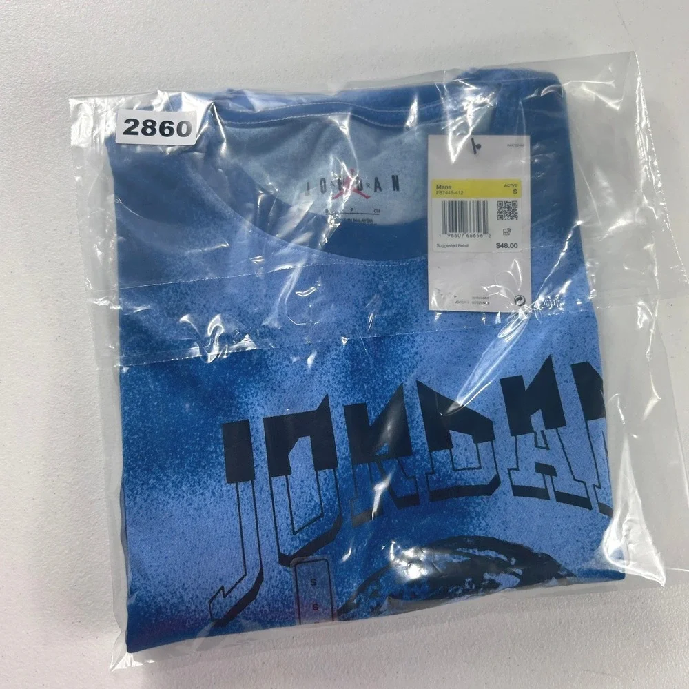 Jordan Men Blue Cloud Dye Graphic T-Shirt FB7448-412 Size Small Short Sleeve NWT